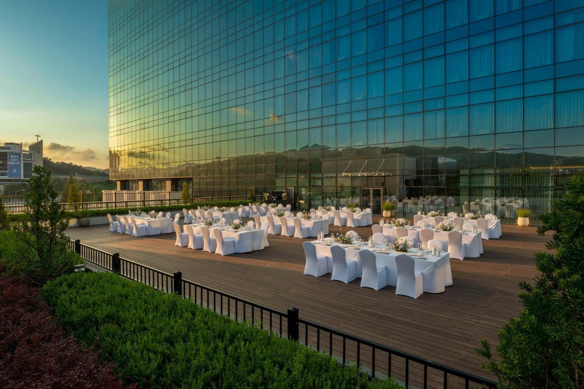 Doubletree By Hilton Seoul Pangyo Residences Szongnam Kültér fotó