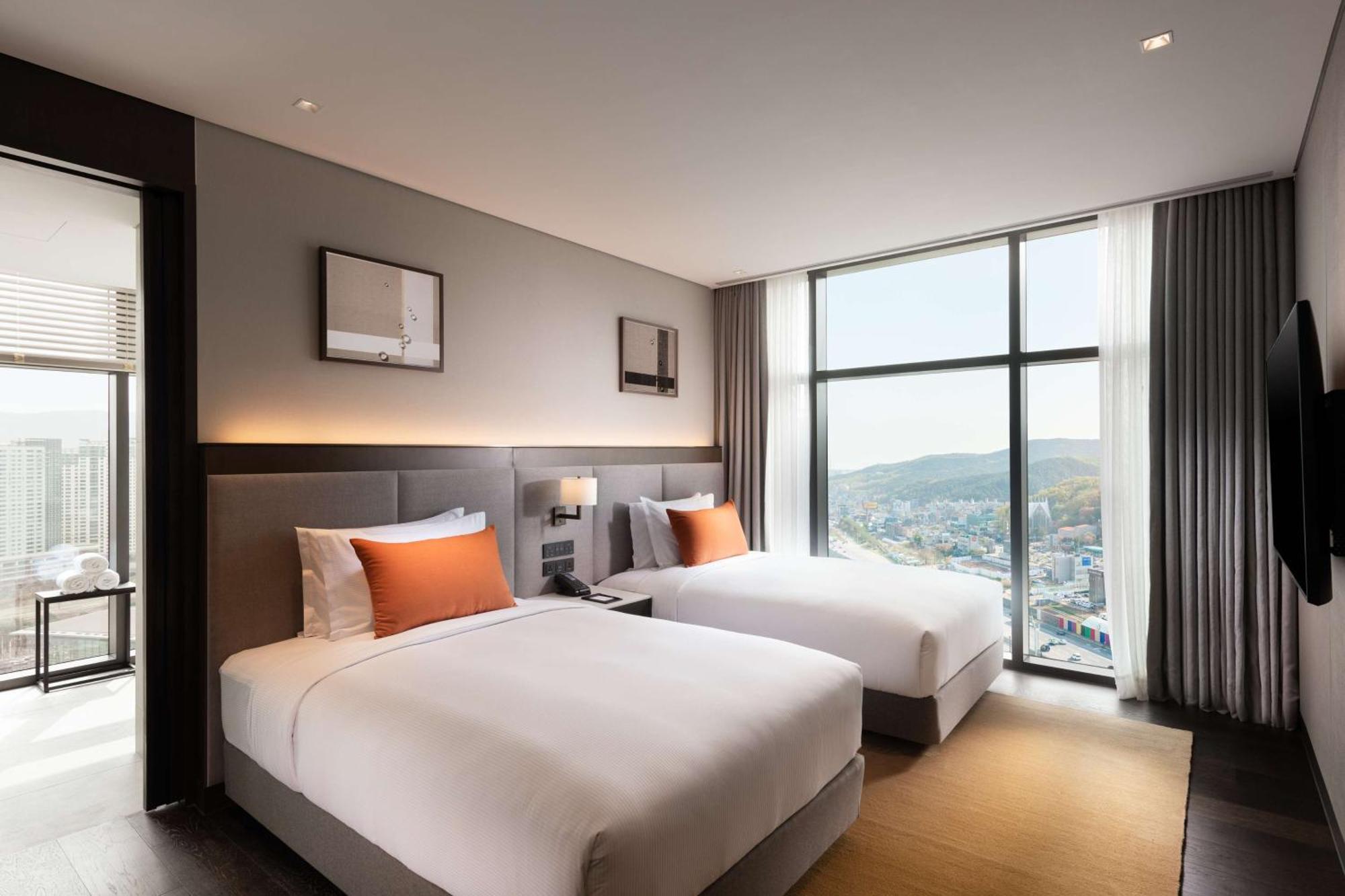 Doubletree By Hilton Seoul Pangyo Residences Szongnam Kültér fotó